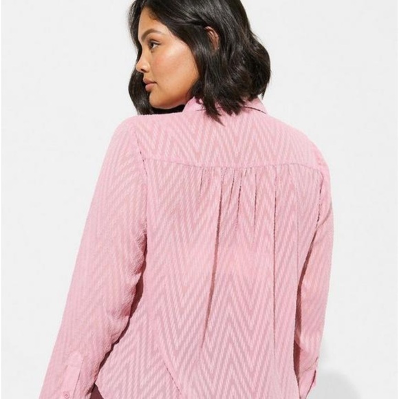NWT - Torrid button down - Picture 2 of 2